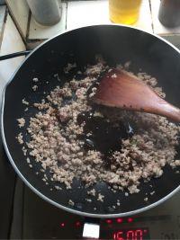 辣版炸酱面的做法步骤5