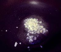 丸子鱼腐菌菇煲的做法步骤6